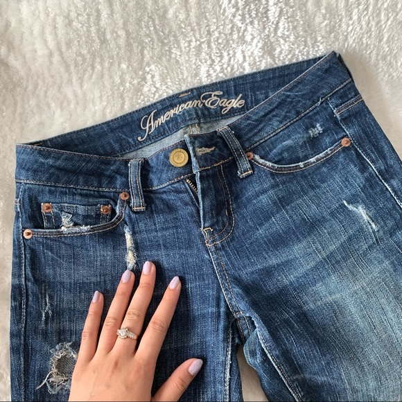 American Eagle Ripped Jeans - Picture 1 of 7